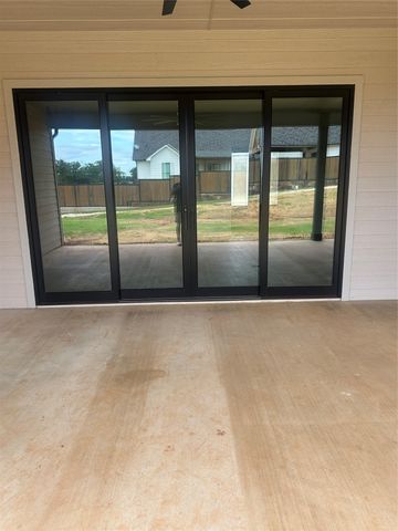 1604 N Mason, Bowie, TX 76230