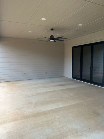 1604 N Mason, Bowie, TX 76230