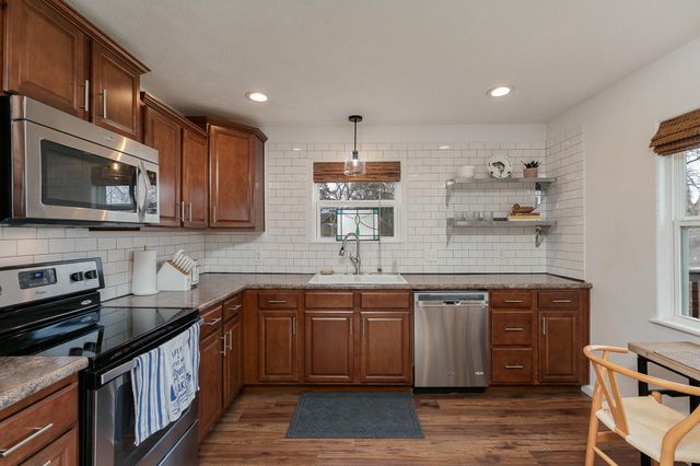 1670 Hideaway Road, Galena, MO 65656