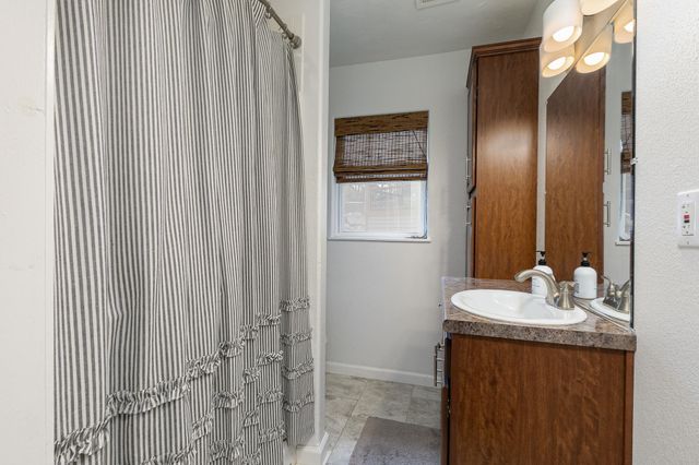 1670 Hideaway Road, Galena, MO 65656