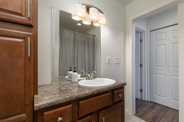 1670 Hideaway Road, Galena, MO 65656