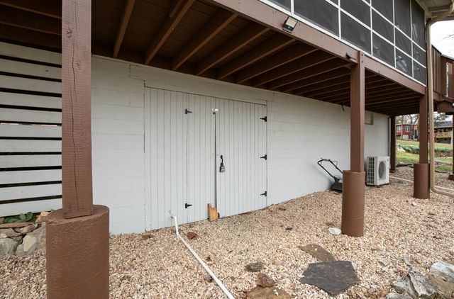 1670 Hideaway Road, Galena, MO 65656