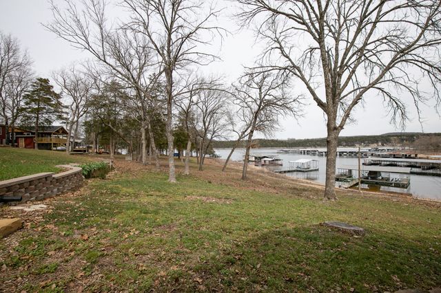 1670 Hideaway Road, Galena, MO 65656