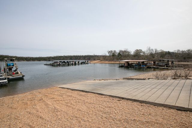 1670 Hideaway Road, Galena, MO 65656