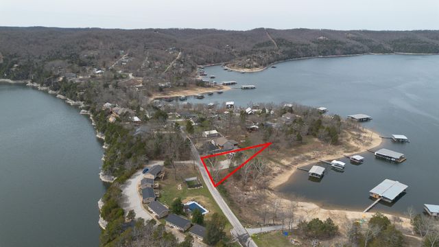 1670 Hideaway Road, Galena, MO 65656