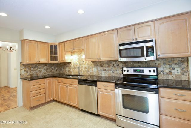 620 Diamondhead Drive S, Pinehurst, NC 28374