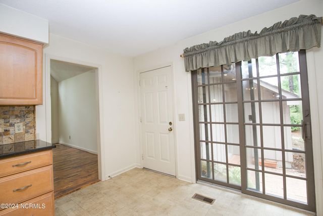 620 Diamondhead Drive S, Pinehurst, NC 28374