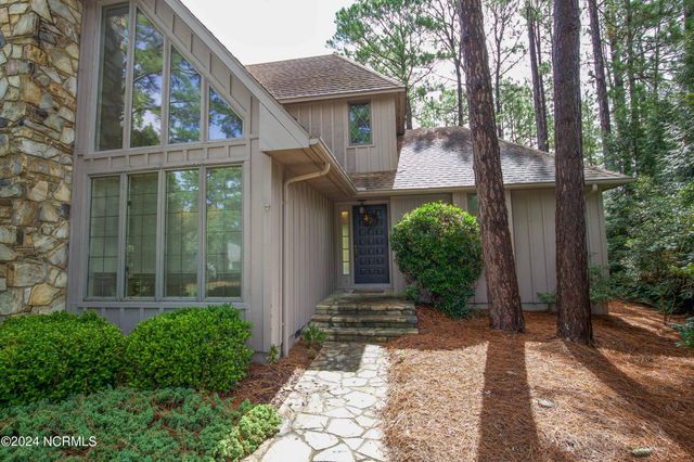 620 Diamondhead Drive S, Pinehurst, NC 28374