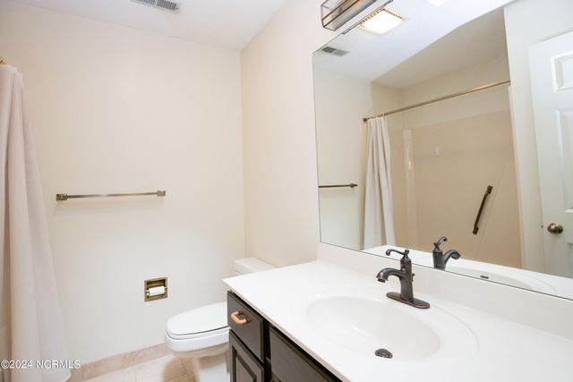 620 Diamondhead Drive S, Pinehurst, NC 28374