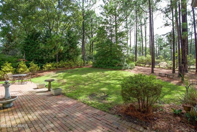 620 Diamondhead Drive S, Pinehurst, NC 28374