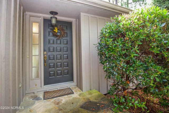 620 Diamondhead Drive S, Pinehurst, NC 28374