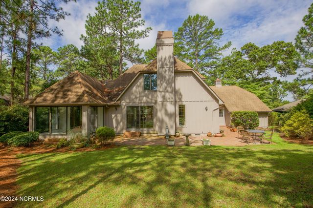 620 Diamondhead Drive S, Pinehurst, NC 28374