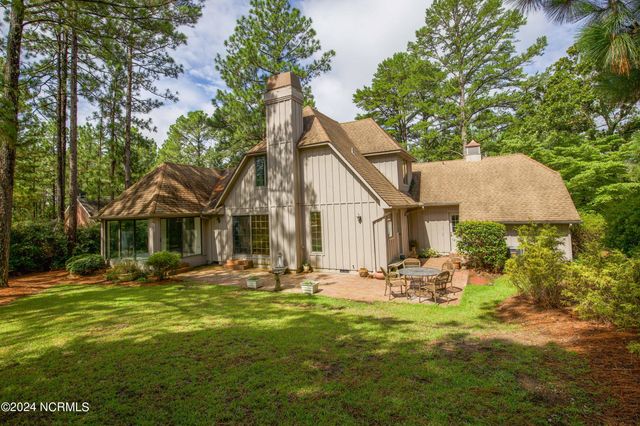 620 Diamondhead Drive S, Pinehurst, NC 28374