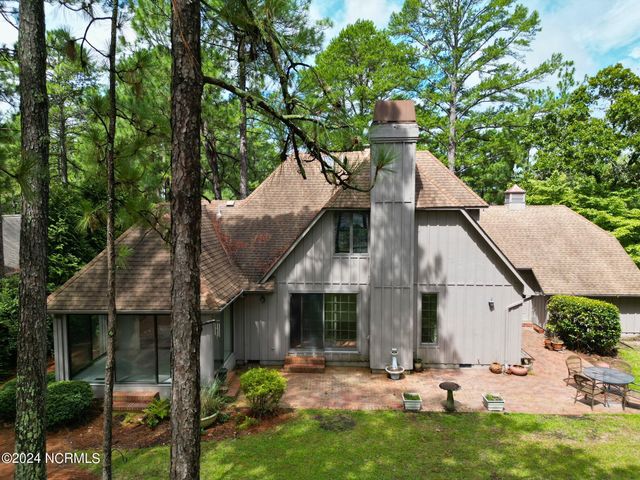 620 Diamondhead Drive S, Pinehurst, NC 28374