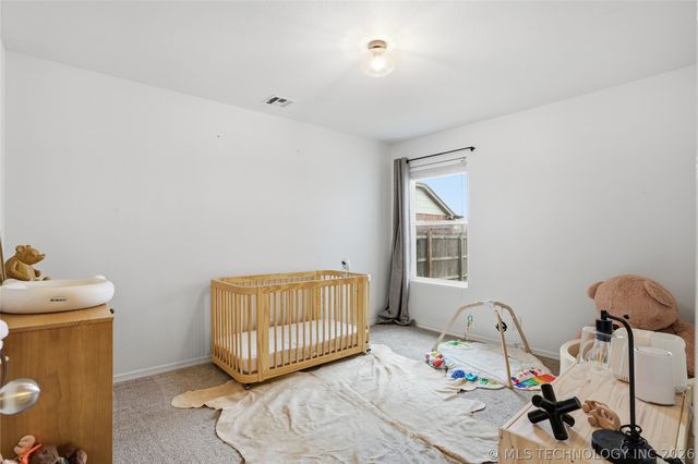 3908 W 103rd Place S, Jenks, OK 74037