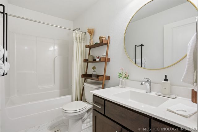 3908 W 103rd Place S, Jenks, OK 74037