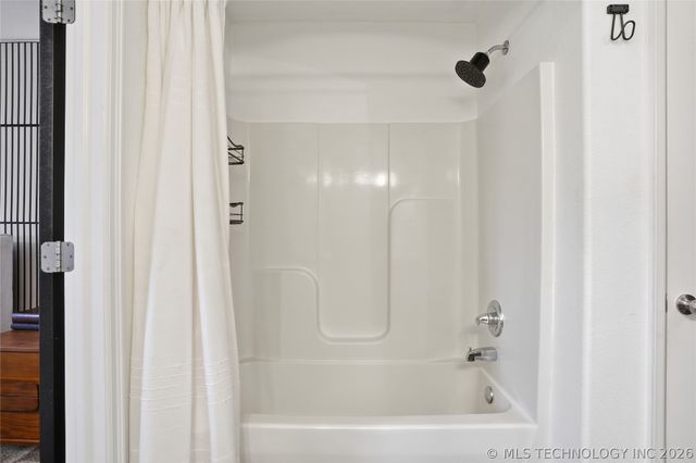 3908 W 103rd Place S, Jenks, OK 74037