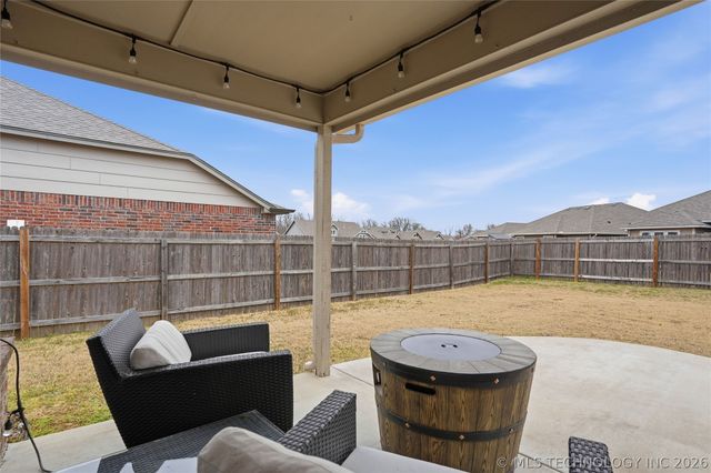 3908 W 103rd Place S, Jenks, OK 74037