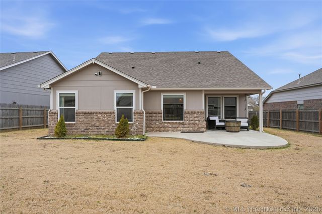 3908 W 103rd Place S, Jenks, OK 74037