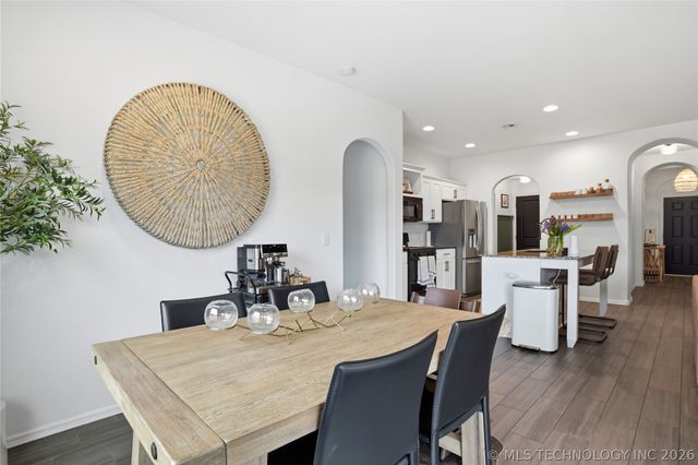 3908 W 103rd Place S, Jenks, OK 74037