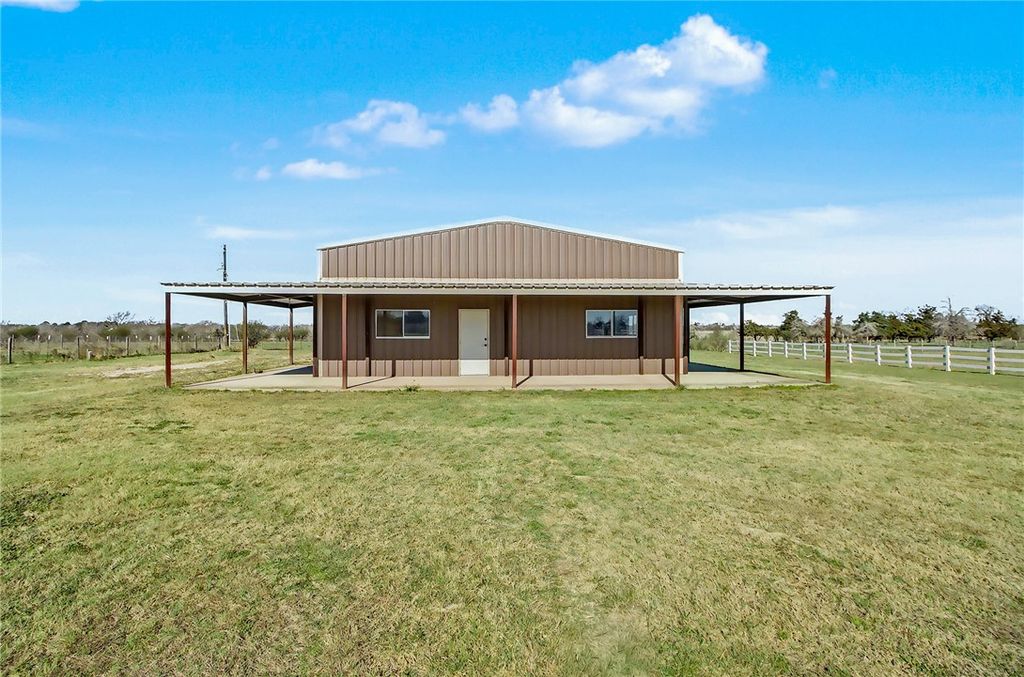 5984 Dick Elliott Road, Bryan, TX 77808