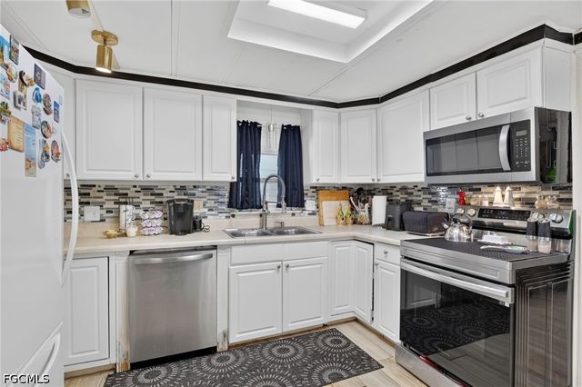 14633 Paul Revere LOOP, North Fort Myers, FL 33917