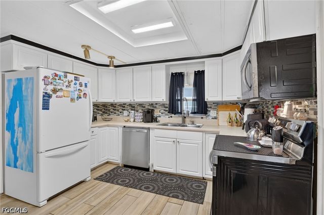 14633 Paul Revere LOOP, North Fort Myers, FL 33917