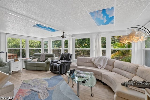 14633 Paul Revere LOOP, North Fort Myers, FL 33917