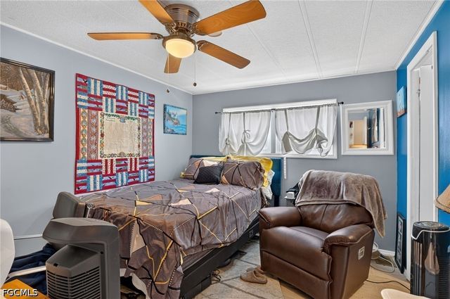 14633 Paul Revere LOOP, North Fort Myers, FL 33917
