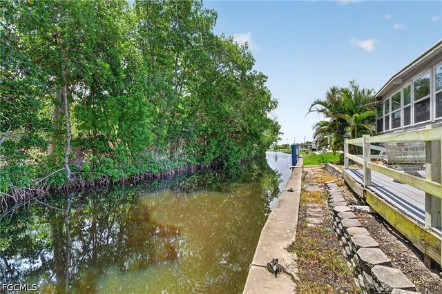 14633 Paul Revere LOOP, North Fort Myers, FL 33917