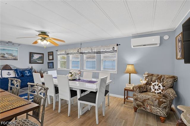 14633 Paul Revere LOOP, North Fort Myers, FL 33917