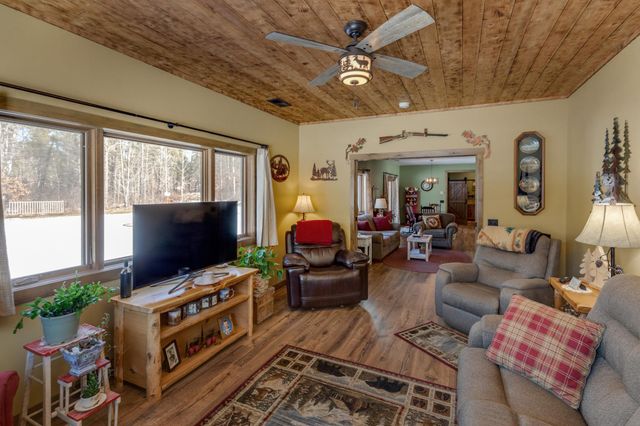 1190 Mayo Road SW, Pequot Lakes, MN 56472