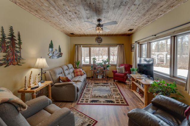 1190 Mayo Road SW, Pequot Lakes, MN 56472