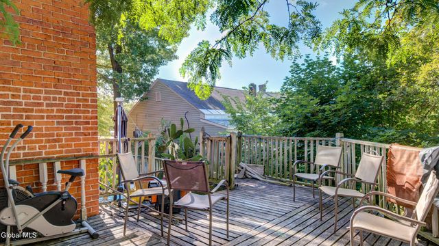 5 S William Street, Johnstown, NY 12095