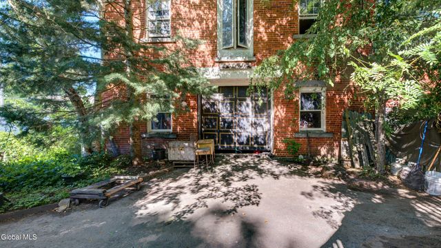 5 S William Street, Johnstown, NY 12095