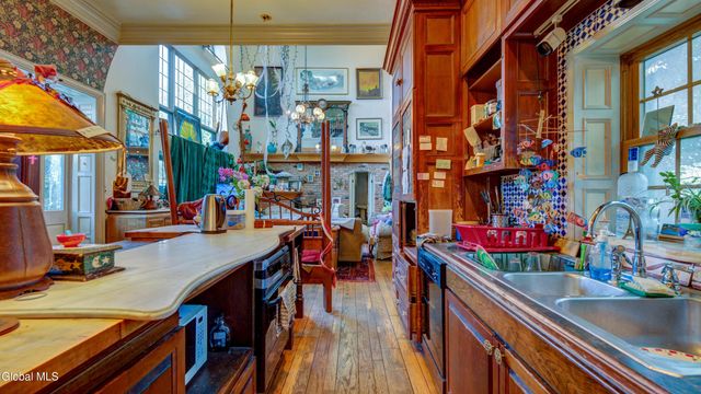 5 S William Street, Johnstown, NY 12095