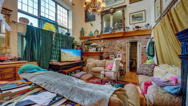 5 S William Street, Johnstown, NY 12095