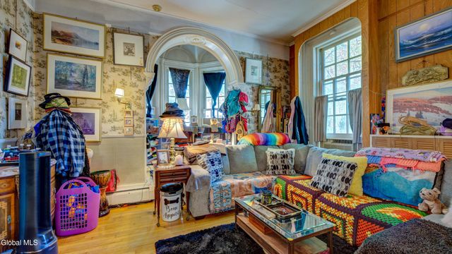 5 S William Street, Johnstown, NY 12095