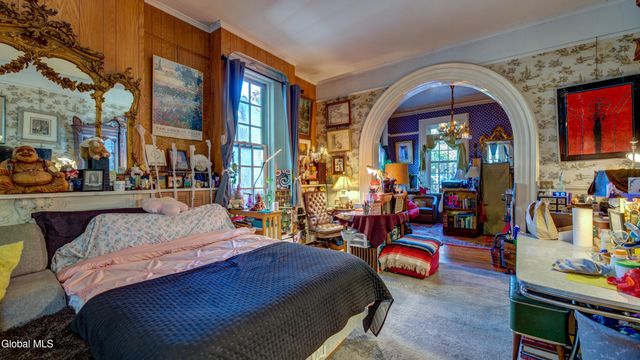 5 S William Street, Johnstown, NY 12095