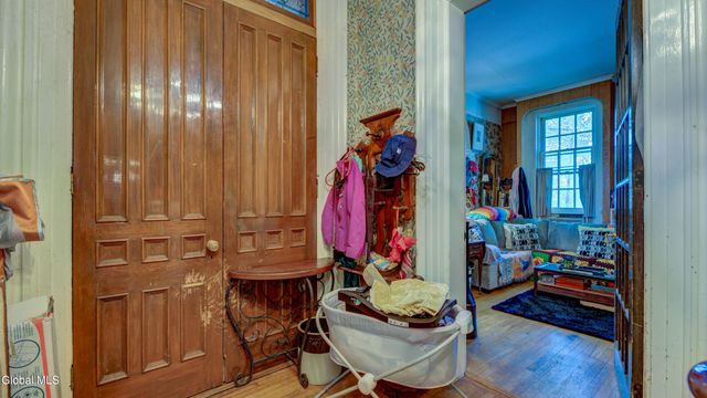 5 S William Street, Johnstown, NY 12095