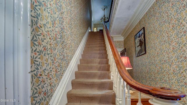 5 S William Street, Johnstown, NY 12095