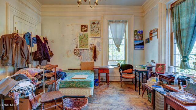 5 S William Street, Johnstown, NY 12095