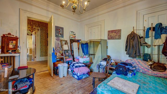 5 S William Street, Johnstown, NY 12095