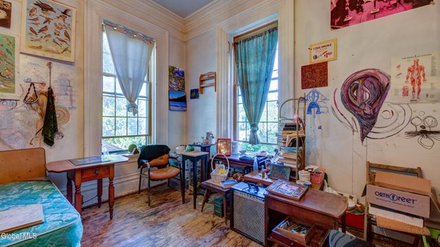 5 S William Street, Johnstown, NY 12095