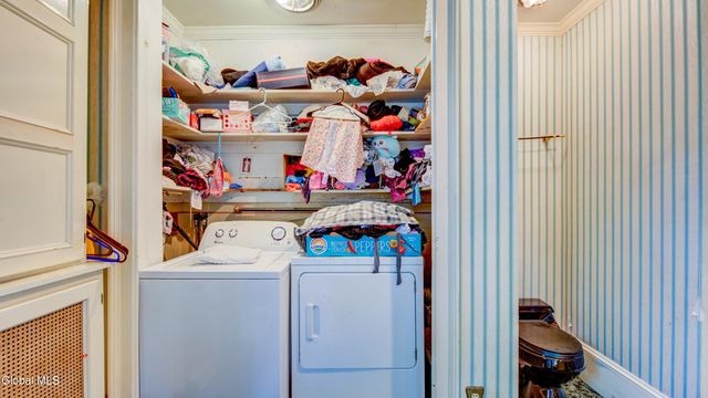 5 S William Street, Johnstown, NY 12095