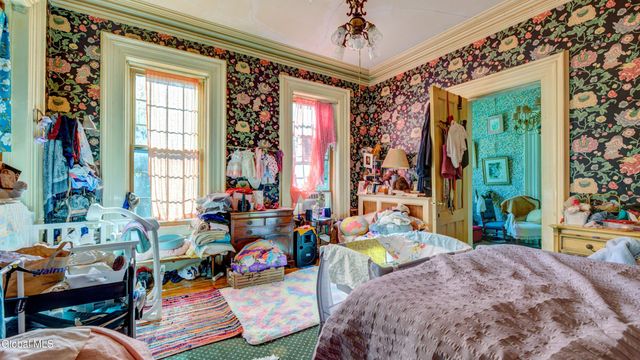 5 S William Street, Johnstown, NY 12095