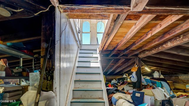 5 S William Street, Johnstown, NY 12095