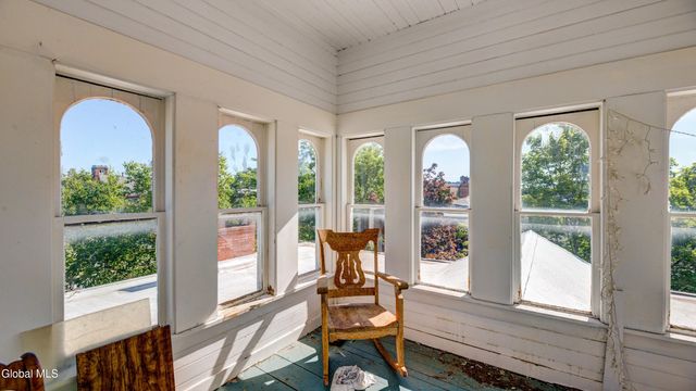 5 S William Street, Johnstown, NY 12095