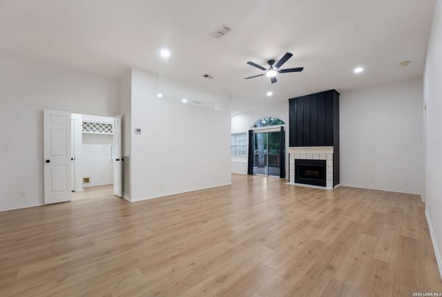 3900 Whitaker, Schertz, TX 78154
