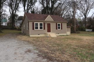 1002 Adair Ave, Columbia, TN 38401